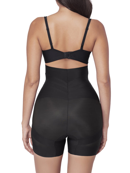 Flex Ability High-Waist Mid-Thigh Shaping Short
