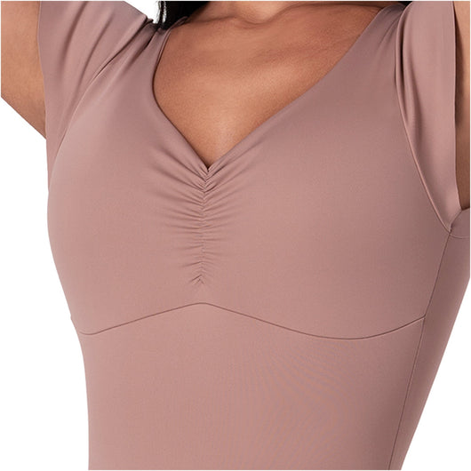 Fajas Flutter-Sleeve Bodysuit Light Control V-Neck Shaper