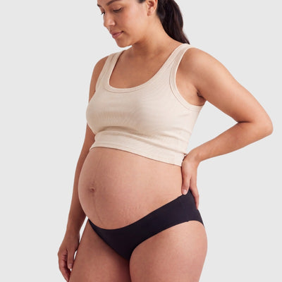Easelyn Seamless Maternity Briefs — 5 Pack in black, three-quarter view