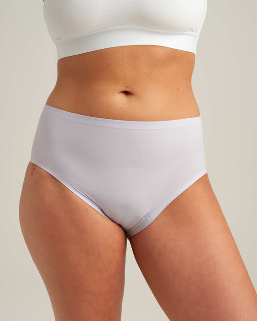 Easelyn Leakproof Seamless High-Waist Period Brief in soft lavender, front view on model