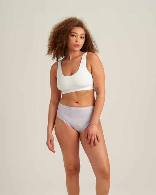 Easelyn Leakproof Seamless High-Waist Period Brief in soft lavender, head-to-knee front view on model