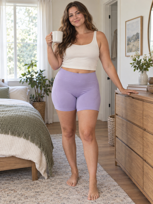 Easelyn Seamless Training Shorts, Lavender